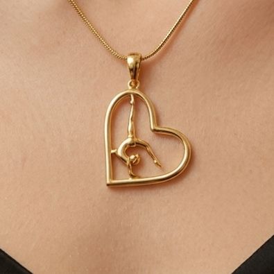 Gymnast in a heart chain ТАЕ040922 (Gold)