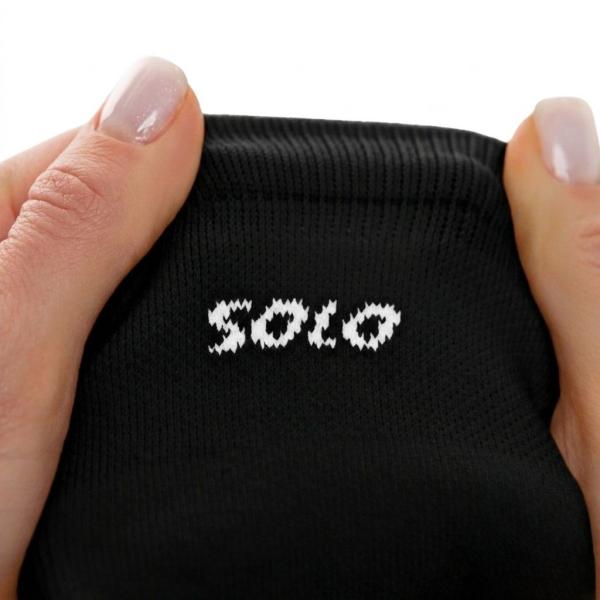 SOLO Knitted knee pads, black NK4.10