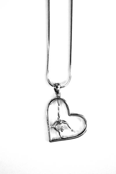 Gymnast in a heart chain ТАЕ040922 (Silver)